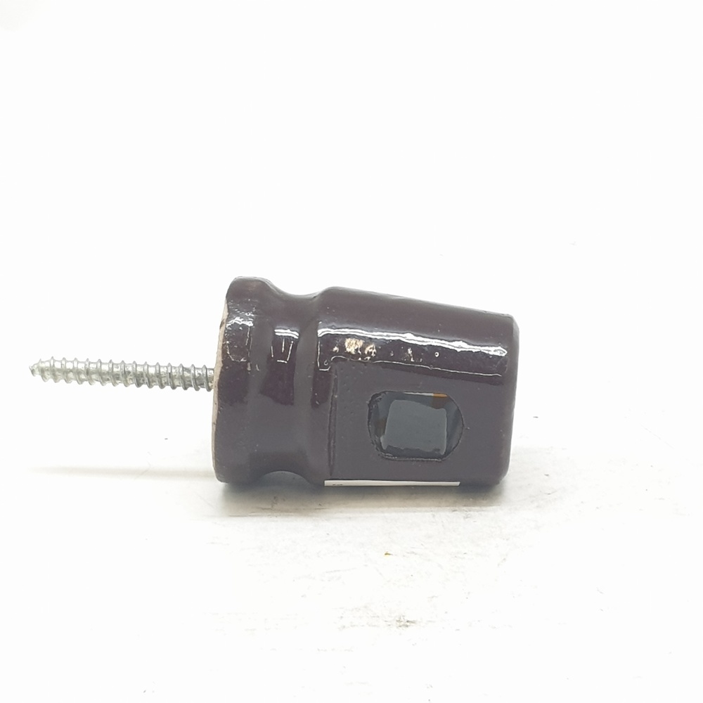 V.E.G. ลูกถ้วยหางหนู ขนาด 3.6*8.5cm รุ่น 801 สีน้ำตาลเข้ม