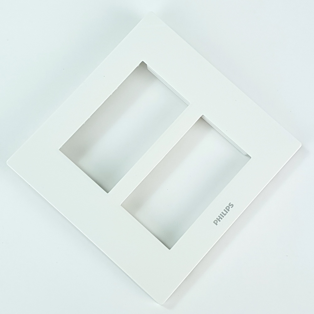 PHILIPS หน้ากาก 6 ช่อง รุ่น Leafstyle สีขาว