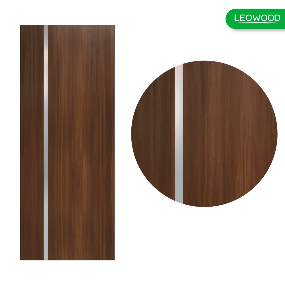ประตู iDoor Premium Metal Line เส้นกลาง/สีเงิน ขนาด 80x200 ซม. (IPM948) สี Walnut
