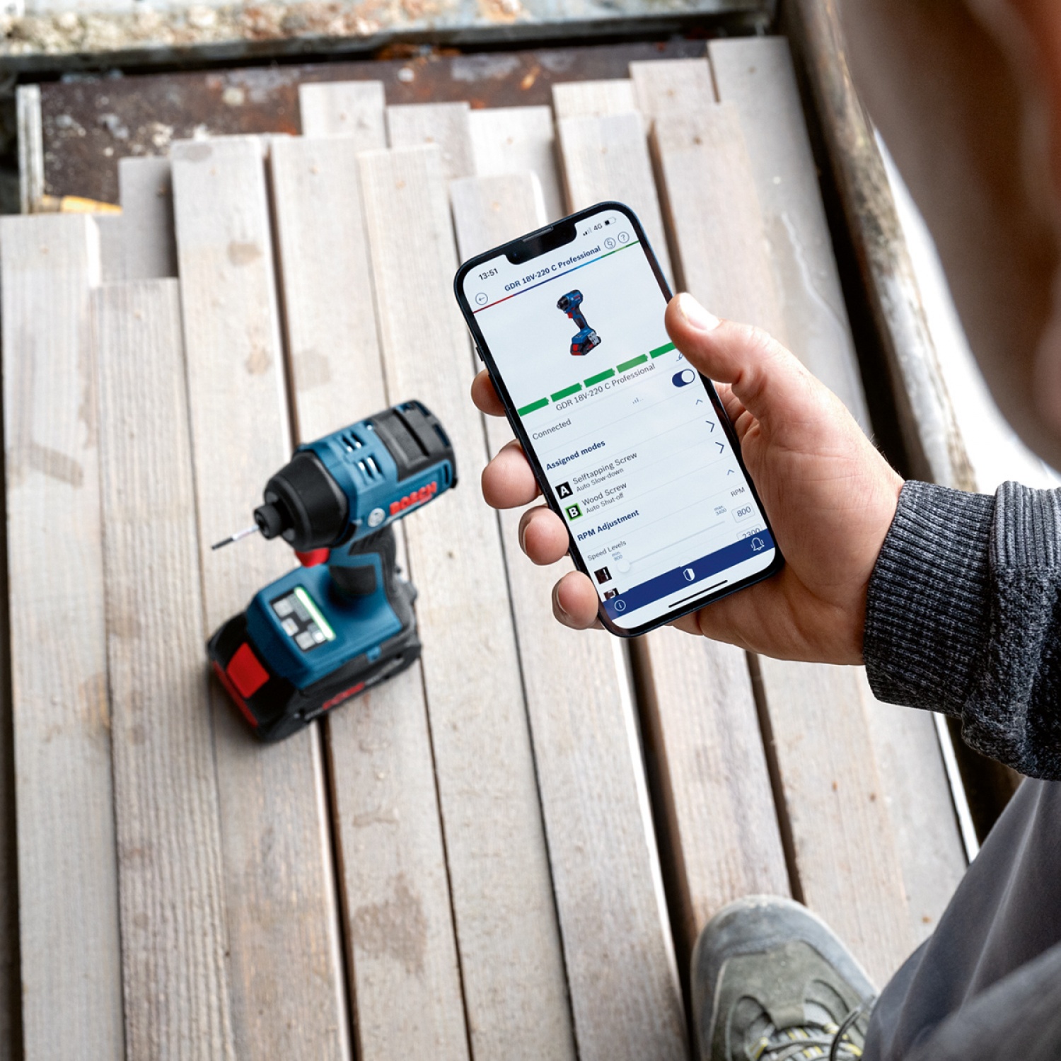 BOSCH ไขควงกระแทกไร้สาย 18V 220 Nm รุ่น GDR18V-220C (เฉพาะเครื่อง)