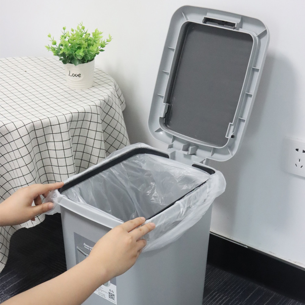ICLEAN ถังขยะเหยียบเหลี่ยม Prensa 20 ลิตร รุ่น TG51790G ขนาด 25.5x34x43 ซม. สีเทา
