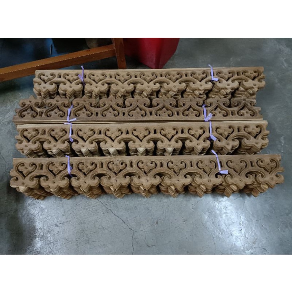 เชิงชายไม้สักลายพิกุล 6"x100 ซม.