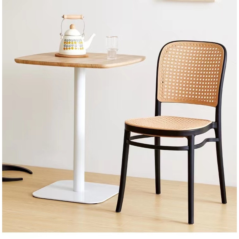 DELICATO โต๊ะกาแฟทรงเหลี่ยม รุ่น LEYLEY ขนาด 60x60x75 ซม. สีขาว