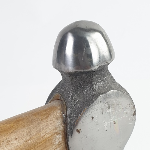 Gallery item 10