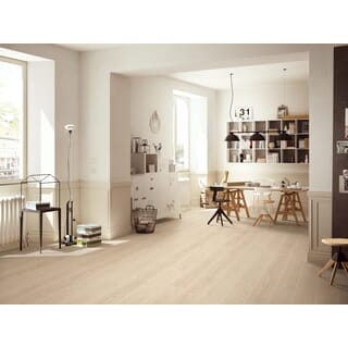 Gallery item 7