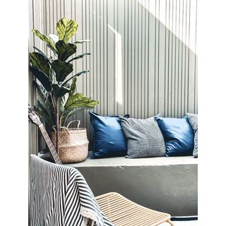 Gallery item 7