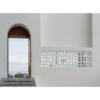 Gallery item 5