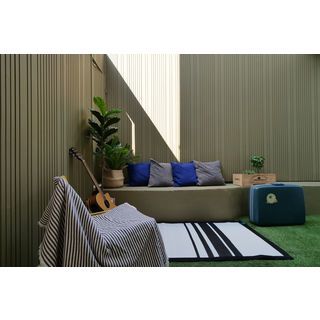 Gallery item 6