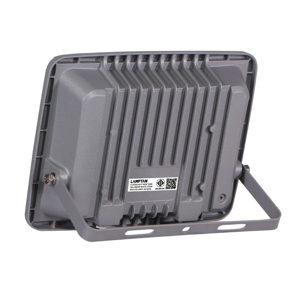 LAMPTAN โคมไฟฟลัดไลท์ LED 50W รุ่นนิวแทงค์ แสงวอร์มไวท์
