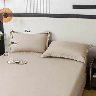 Gallery item 3