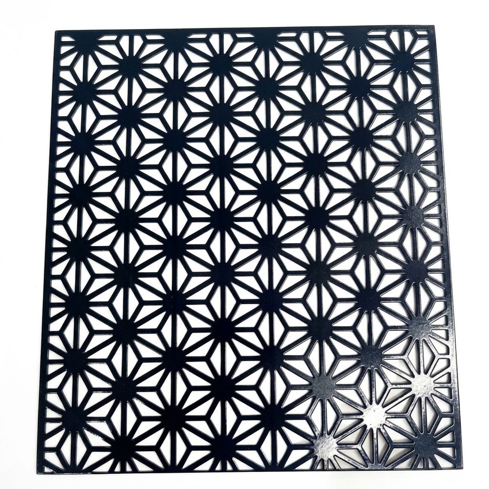 ปืนใหญ่ แผ่นเหล็กฉลุลวดลาย ขนาด 100x200 ซม. รุ่น STDC004 สีดำ