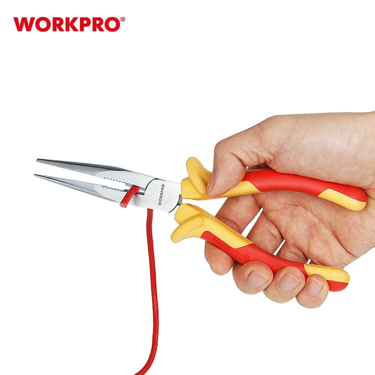 WORKPRO คีมปากแหลมกันไฟหุ้มฉนวน CR-V ขนาด 160 มม. (6 นิ้ว) รุ่น WP342012