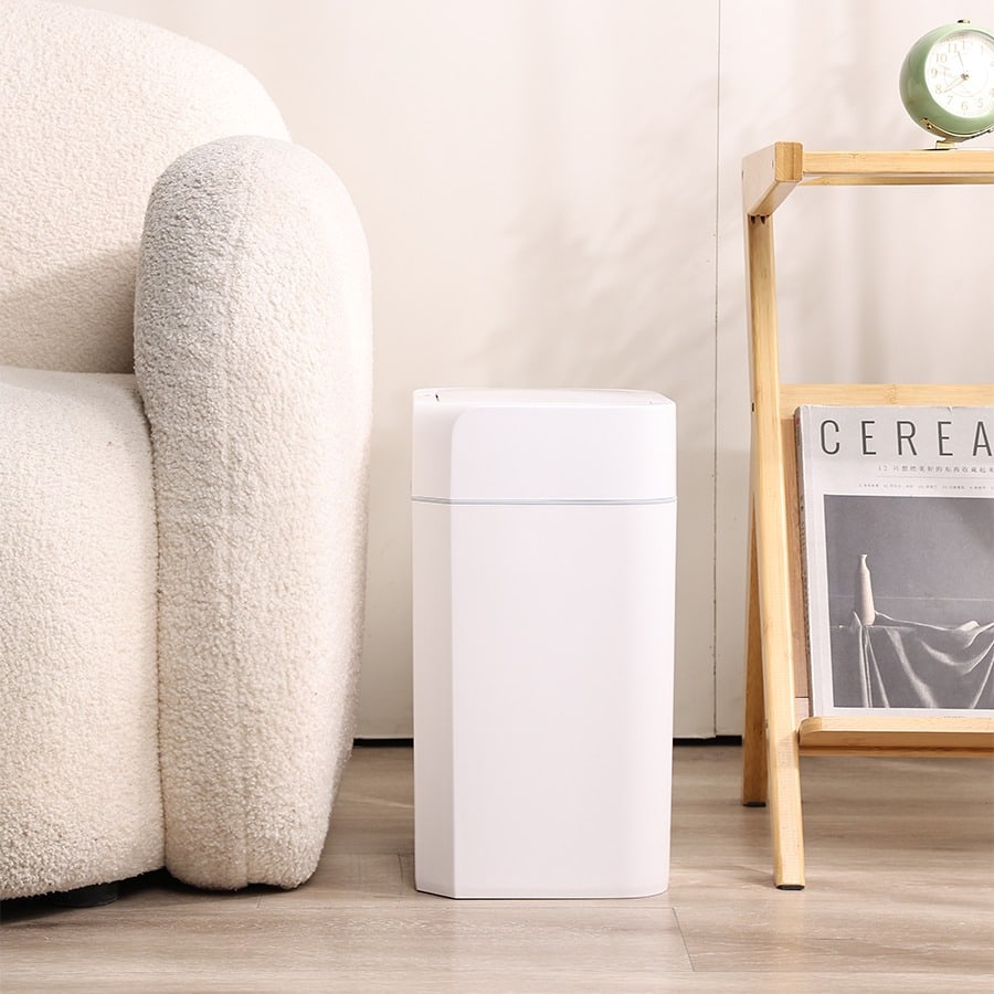 KLEANZY ถังขยะเซ็นเซอร์อัจฉริยะ 15 ลิตร รุ่น Minimal Smart ขนาด 26.6x20.2x36.5 ซม. สีขาว