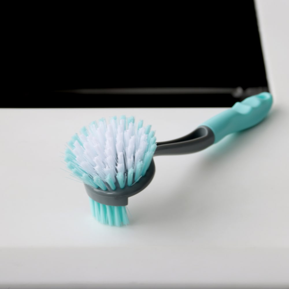 ICLEAN แปรงขัดกะทะ รุ่น GTG56927 ขนาด 7x7x31 ซม. สีเขียว-เทา