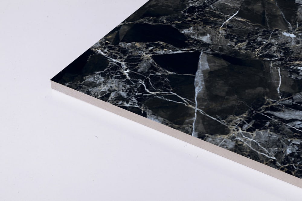 Marbella กระเบื้องพอร์ซเลน 60x60 ซม. รุ่น โปเตนโซ่ GP6656 Glossy (4P) Random