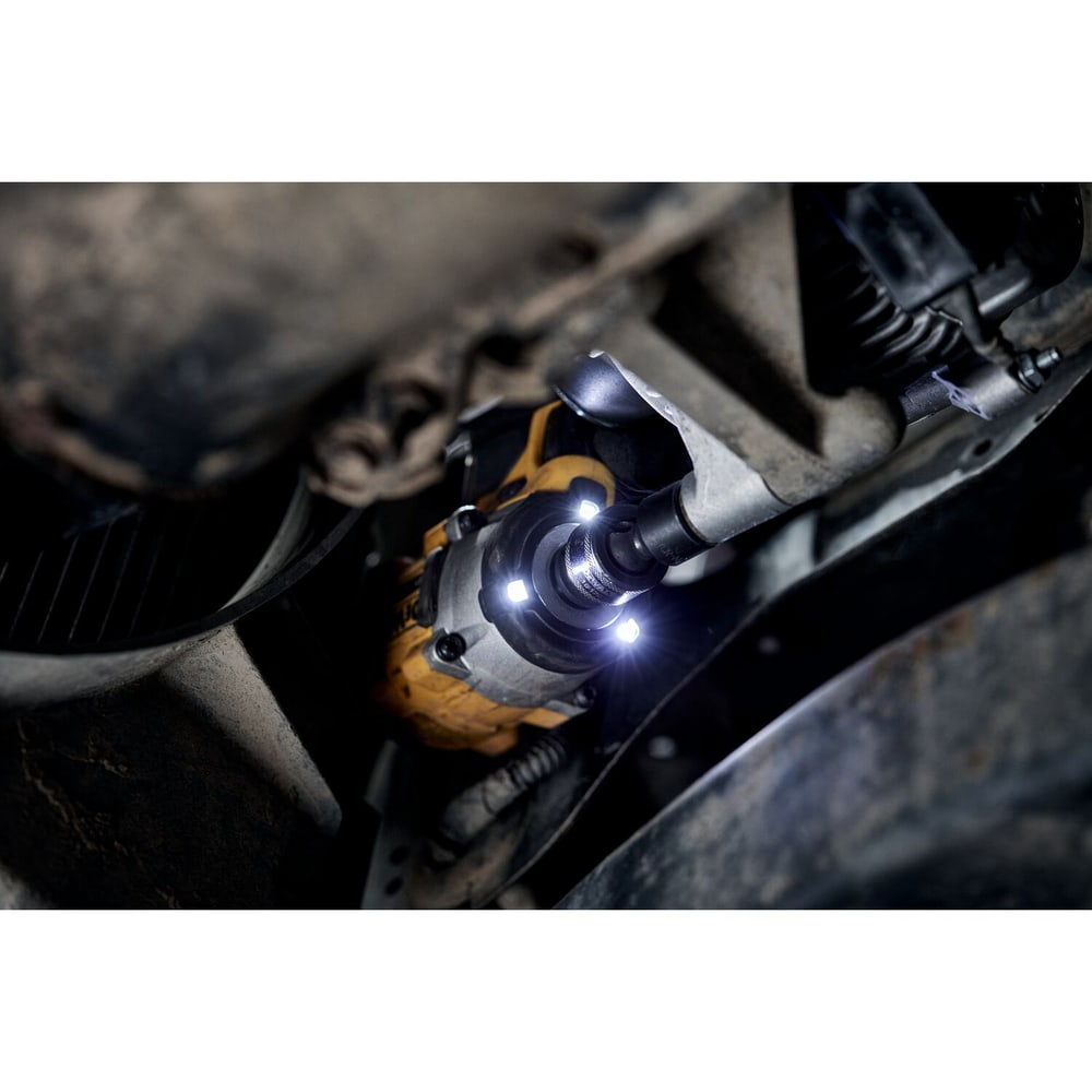 DEWALT บล็อกกระแทกไร้สายไร้แปรงถ่าน 20V Max DCF921N-B1 (เฉพาะตัวเครื่อง)