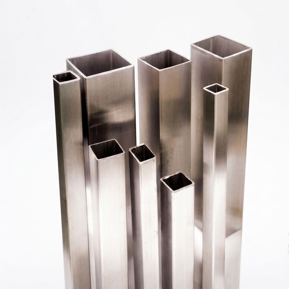TCJ ท่อสแตนเลสสี่เหลี่ยม 304 รุ่น A-554(18-8) 19 x 19 x 1.0 x 6000 mm : H/L