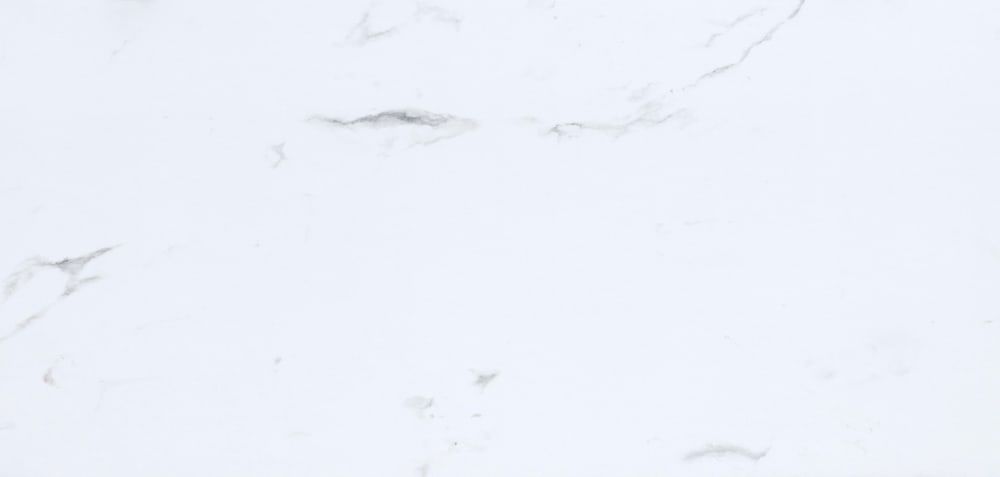 แผ่นปูผนัง SPC Click lock Wall Panel 950x475x4มม รุ่น 360-1 White Carrara Marble (2.7075ตรม./6แผ่น) TAPIO (Smooth)