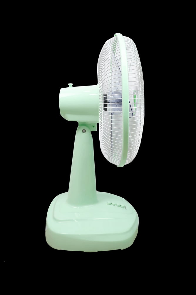 INOVA พัดลมตั้งโต๊ะ 16 นิ้ว รุ่นHG-A1602 สีเขียว
