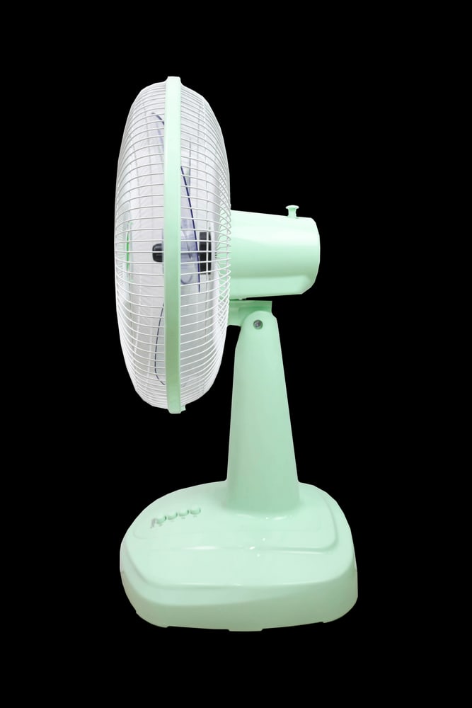 INOVA พัดลมตั้งโต๊ะ 16 นิ้ว รุ่นHG-A1602 สีเขียว