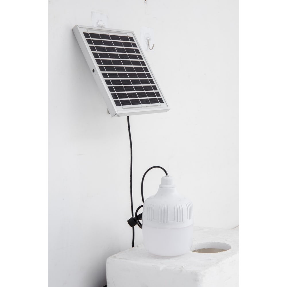EILON หลอดไฟโซลาร์เซลล์ไล่ยุงแบบพกพา 200W รุ่น EYJB-T200W- 6514L