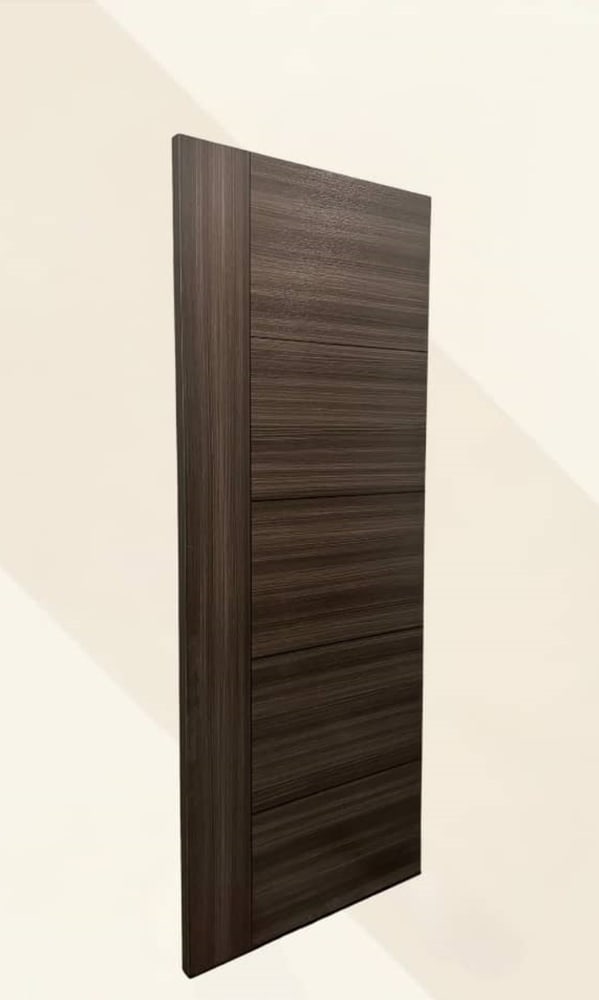 HOLZTUR ประตูปิดผิวเมลามีนเซาะร่อง 5เส้น ขนาด80x200ซม. สี Dark Grey (เจาะ)