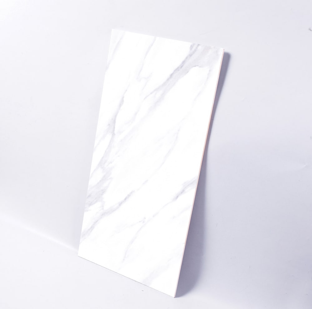 Marbella กระเบื้องเซรามิคปูผนัง 30x60 ซม. รุ่น คาซาม่า 3802P Gloss (8P)