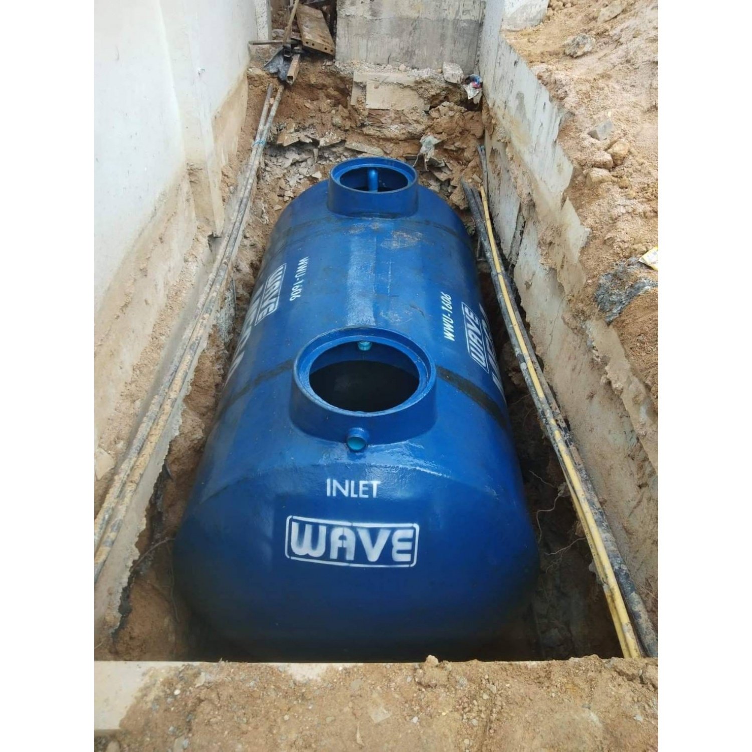 WAVE ถังเก็บน้ำใต้ดิน 6000L รุ่น Mega Tank WWU-1606 ทรงแคปซูล