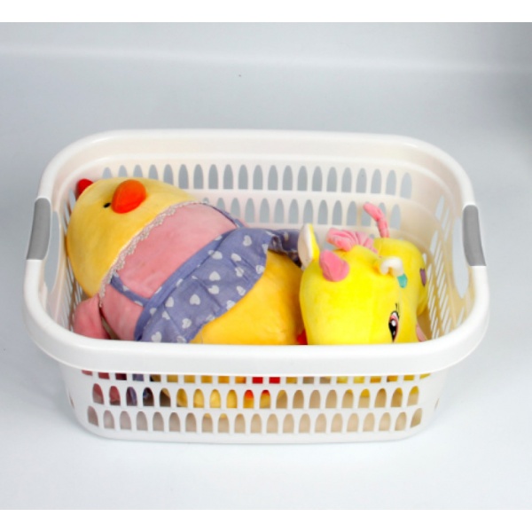 SAKU ตะกร้าผ้าพลาสติกมีหู 28ลิตร ขนาด 48x35x21ซม. รุ่น TG54242 สีขาว