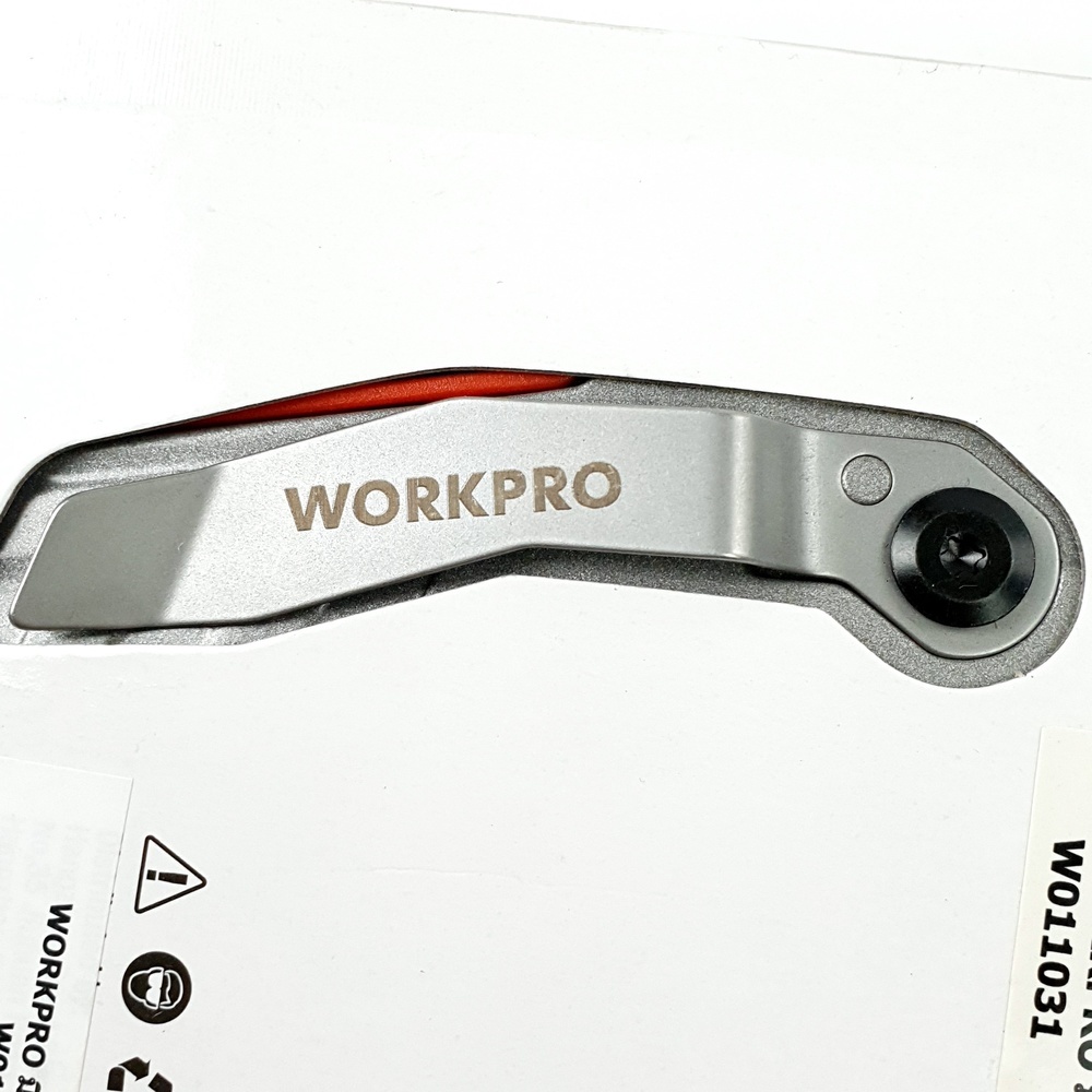 WORKPRO มีดกรีดพับได้ รุ่น W011031