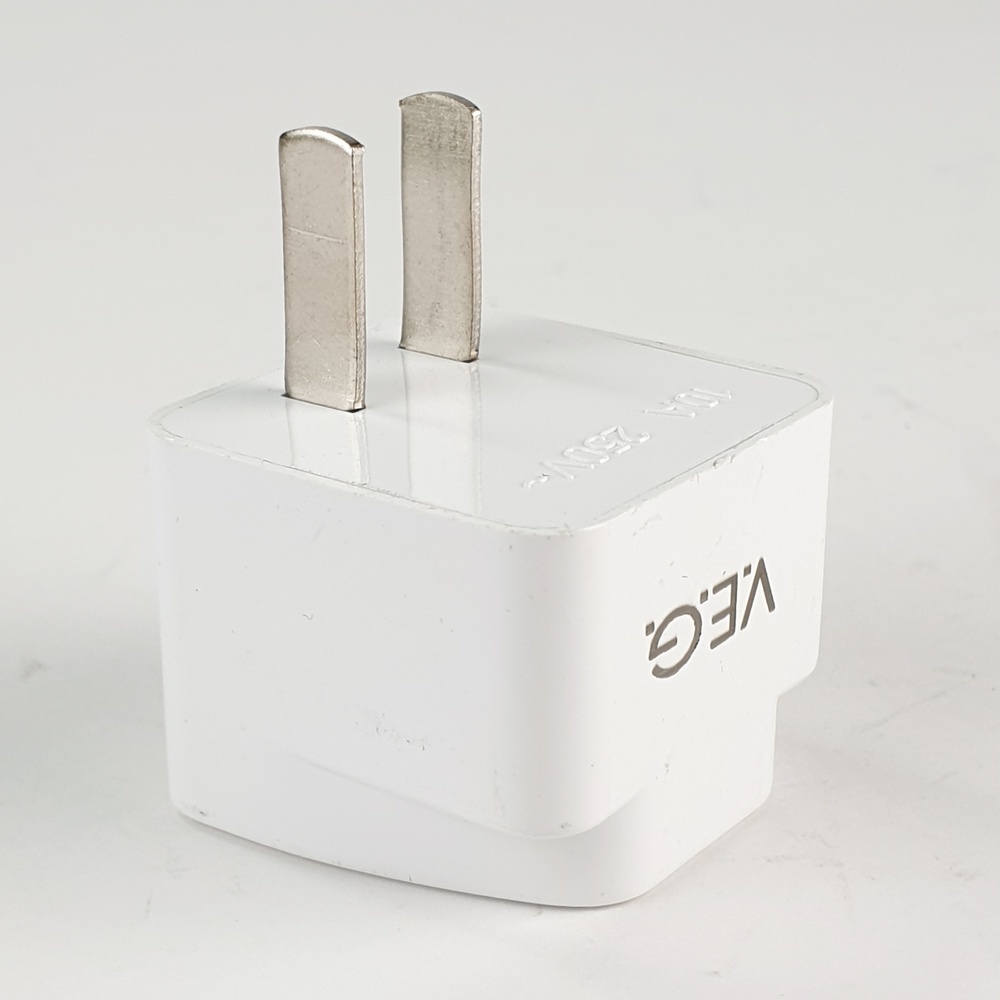 V.E.G. ปลั๊กแปลงไฟเอนกประสงค์ Universal Socket Adapter 1 ช่อง รุ่น DF-A1