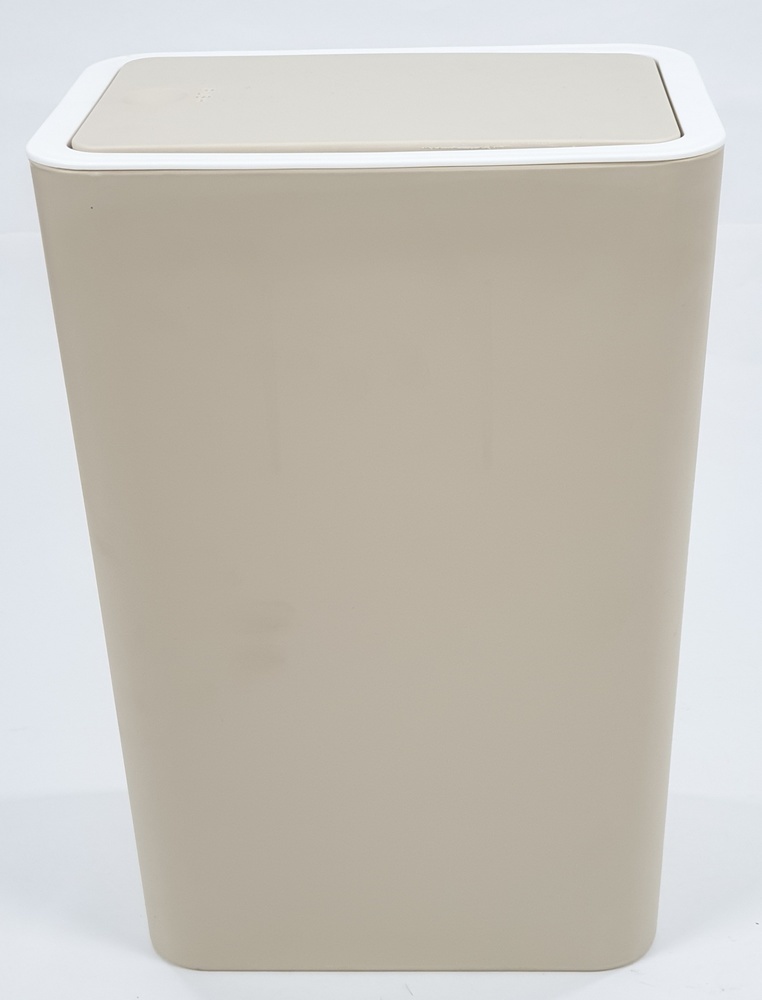 ถังขยะทรงเหลี่ยมฝากด รุ่น ZXHL004-KK ขนาด 12L สีกากี