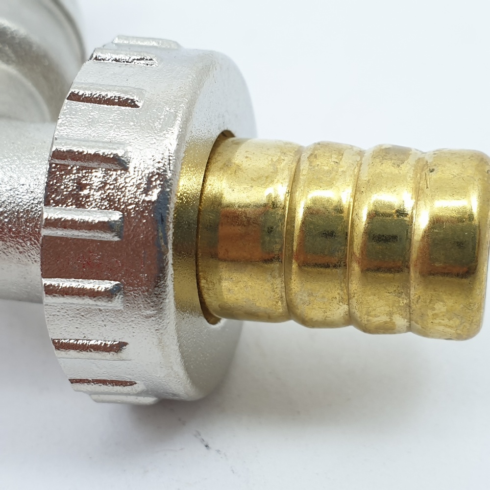 3P ก๊อกบอลสนามด้ามแดง1/2" รุ่น 3P-003