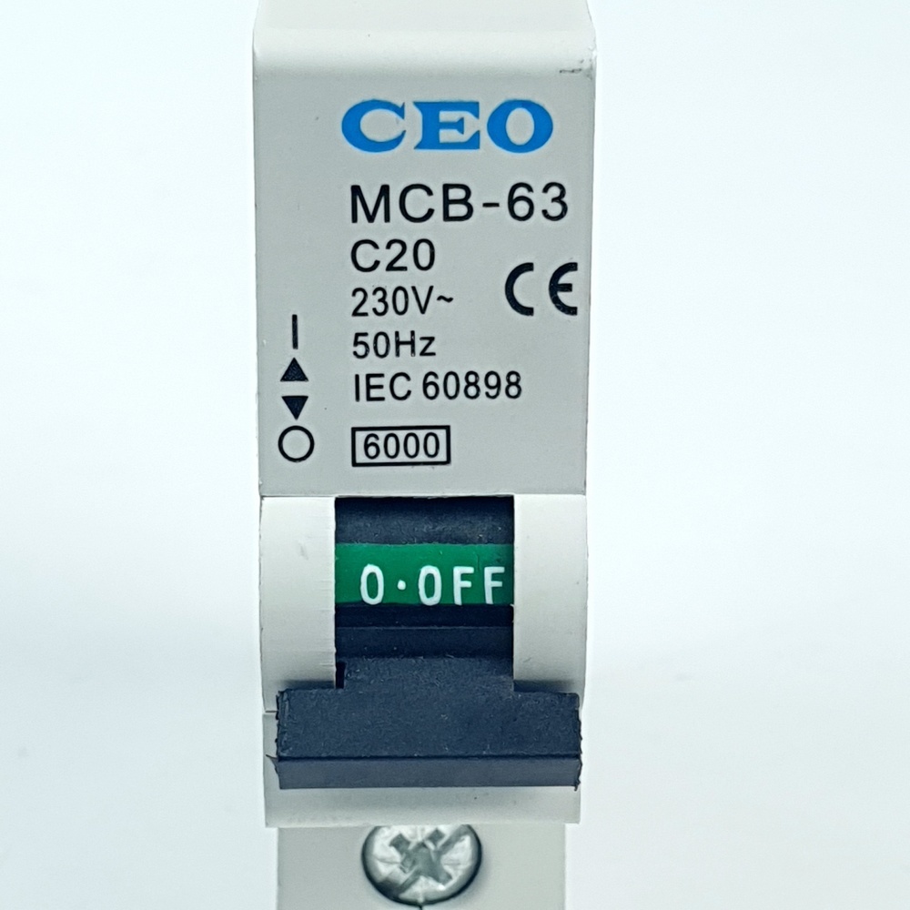 CEO ลูกเซอร์กิต 20A รุ่น MCB-1P20A สีขาว