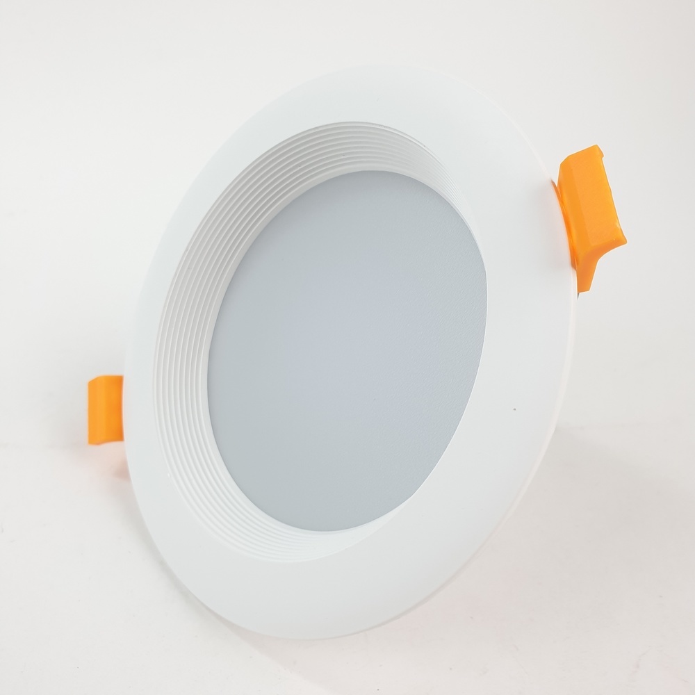 GATA โคมดาวไลท์ LED แบบฝังฝ้าหน้ากลม ขอบขาว 4นิ้ว 8W แสงเดย์ไลท์