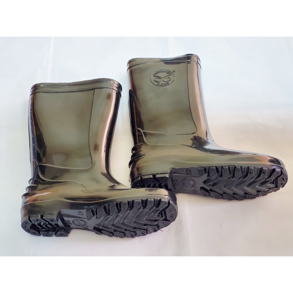 รองเท้าบู้ทสีดำยาว เบอร์ 10.5