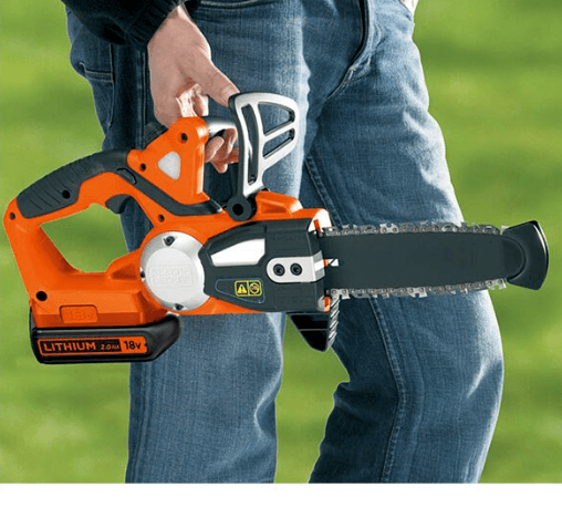 BLACK+DECKER เลื่อยโซ่ไร้สายพร้อมแบตเตอรี่ 20V รุ่น GKC1820L20-QW