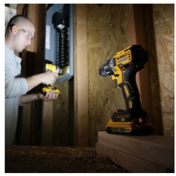 DEWALT สว่านไร้สาย 18V. Brushless รุ่น DCD791N-KR (เครื่องเปล่า)