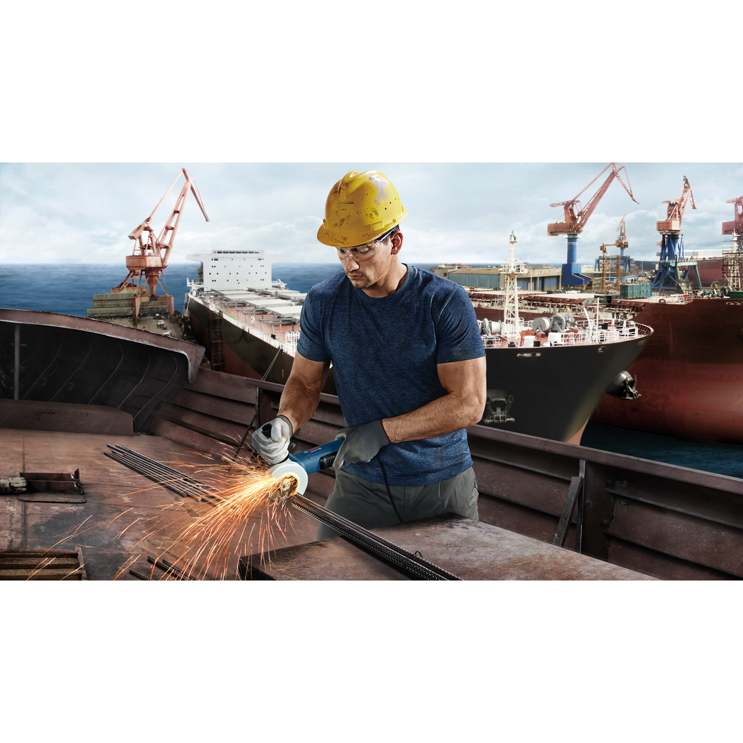 BOSCH เครื่องเจียร์ 4นิ้ว 900 W (สวิทซ์มือบีบ) รุ่น GWS9-100P