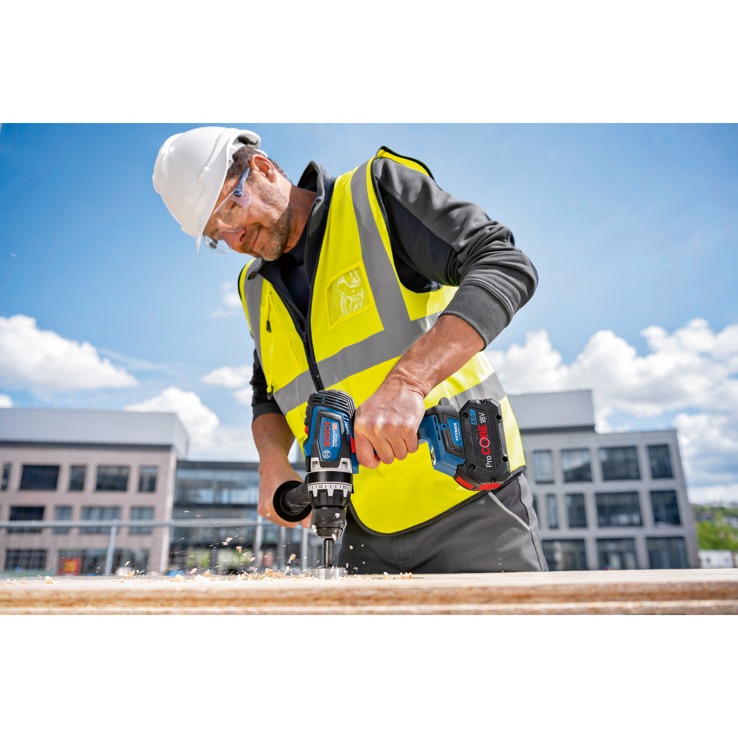 BOSCH สว่านกระแทกไร้สาย 18V Bi-Turbo รุ่น GSB18V-150C (เฉพาะเครื่อง)