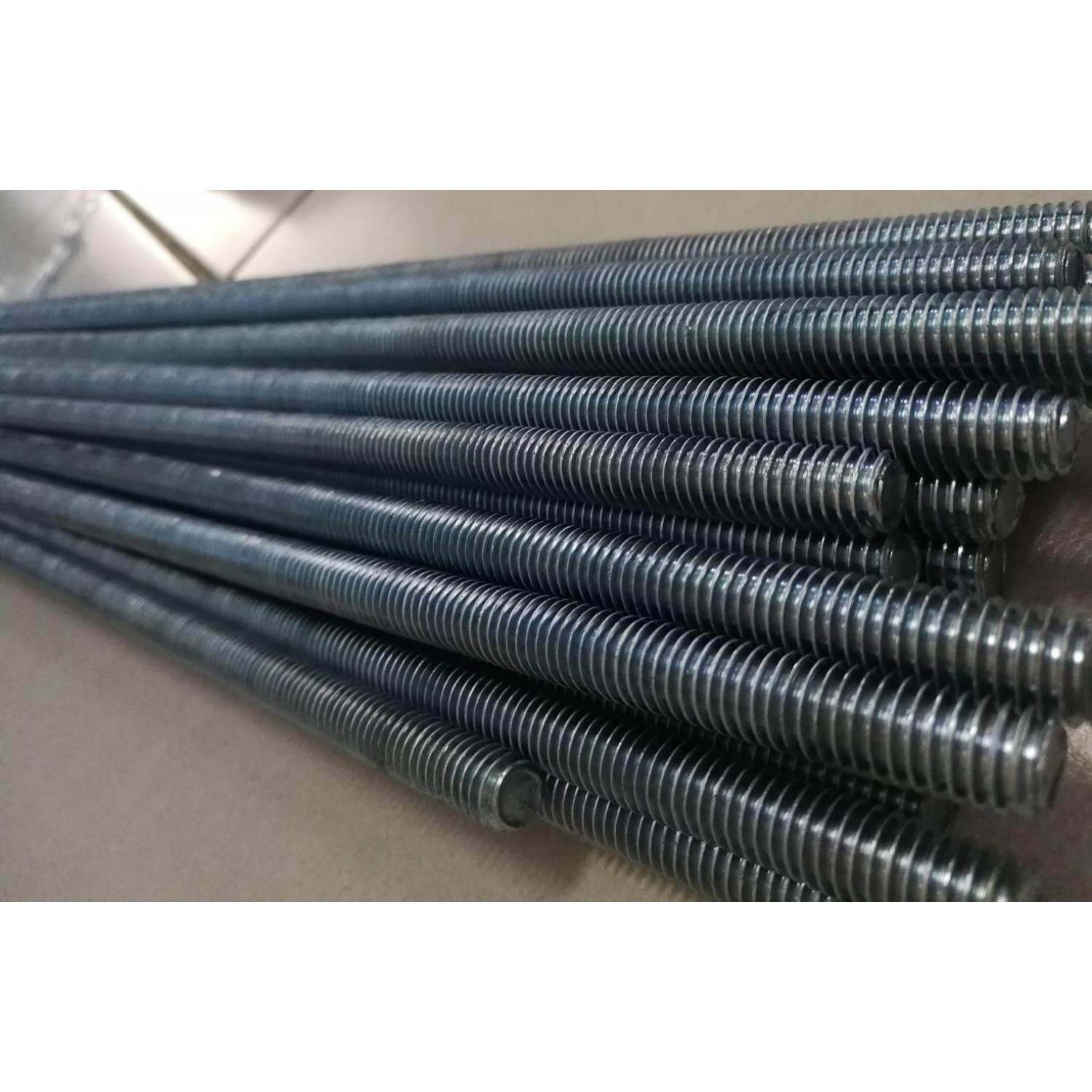 U-Heng สตัดเหล็กเกลียวหุน 3/4"x100cm