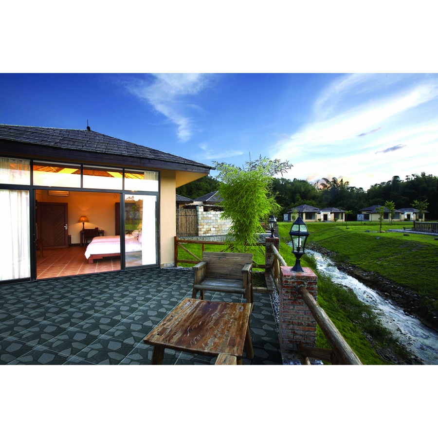 Marbella กระเบื้องเซรามิคปูพื้น 30X30 ซม. สโมกกี้บล็อค ZX224 Matt (17P)
