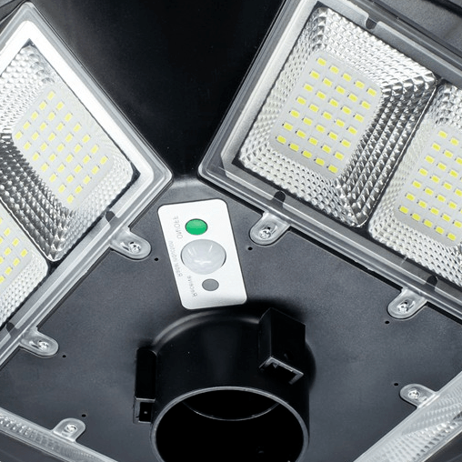 EILON โคมไฟสนาม UFO โซลาร์เซลล์ พร้อมรีโมท 200W แสงเดย์ไลท์ สีดำ (เฉพาะตัวโคม)
