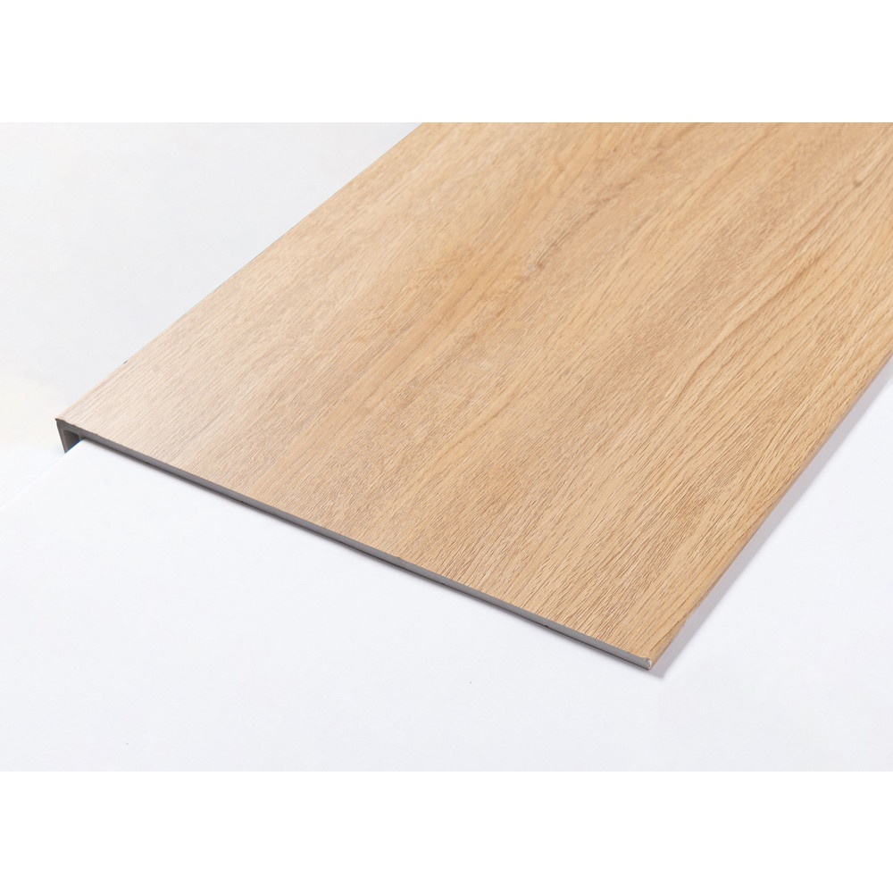 Tapio แผ่นพื้นบันไดSPC 30x120x5 ซม. รุ่น6588 สีไม้สักอ่อน
