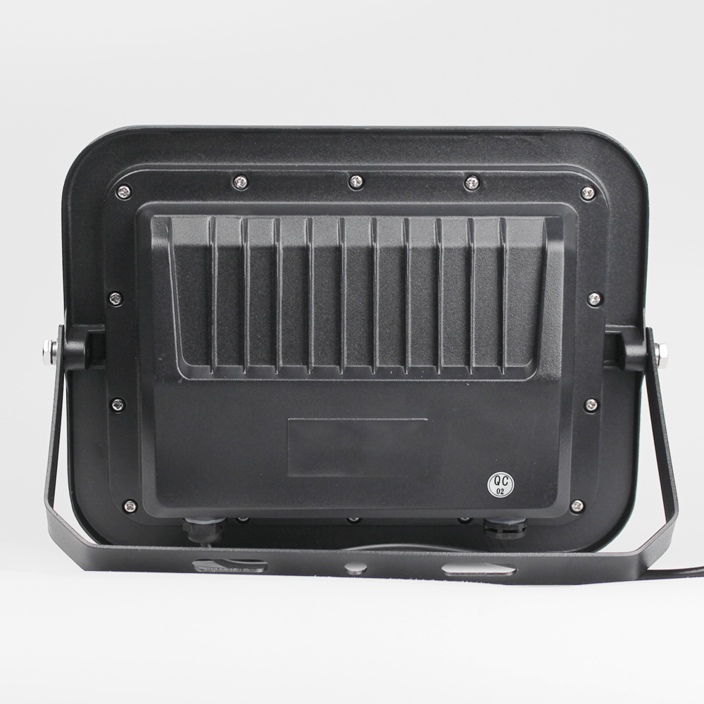 EILON โคมฟลัดไลท์โซล่าเซลส์ 100วัตต์ รุ่นZQ-YX-100W +รีโมท IP65 แสงขาวธรรมชาติ สีดำ